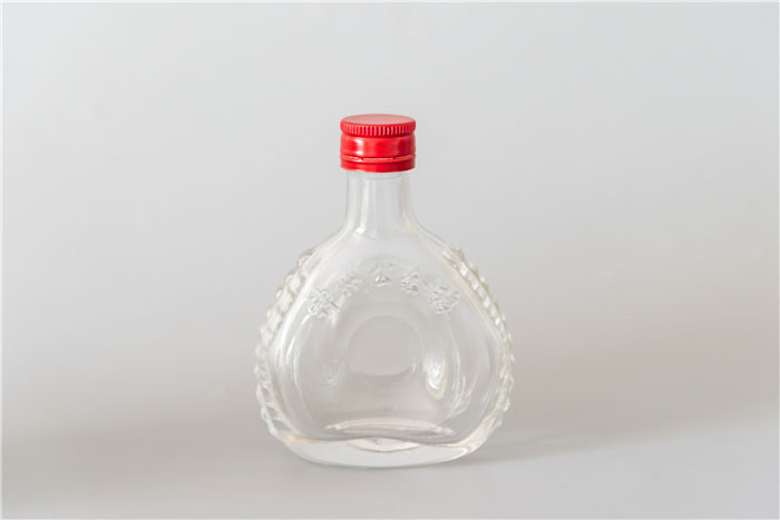 玻璃酒瓶盖批发之玻璃酒瓶盖的材质